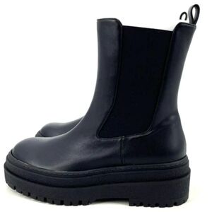 Nwot Good American Black Women's Chelsea Boots